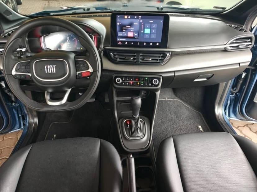 Fiat Pulse 2023/2023, painel, central multimídia e câmbio